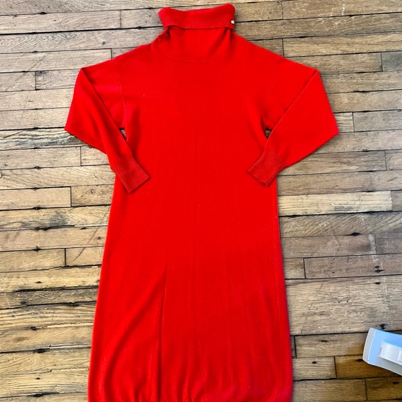 CHANEL Vintage Cashmere Turtleneck Dress - Picture 6 of 9